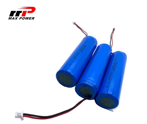 2500mAh 18650 3.7V リチウムイオン充電電池 GPSの使用