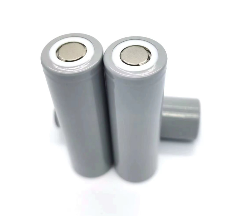 低温3.7v Inr21700 4000mah 高放電率 40a 長サイクル寿命 1000サイクル リチウムイオン21700 電池